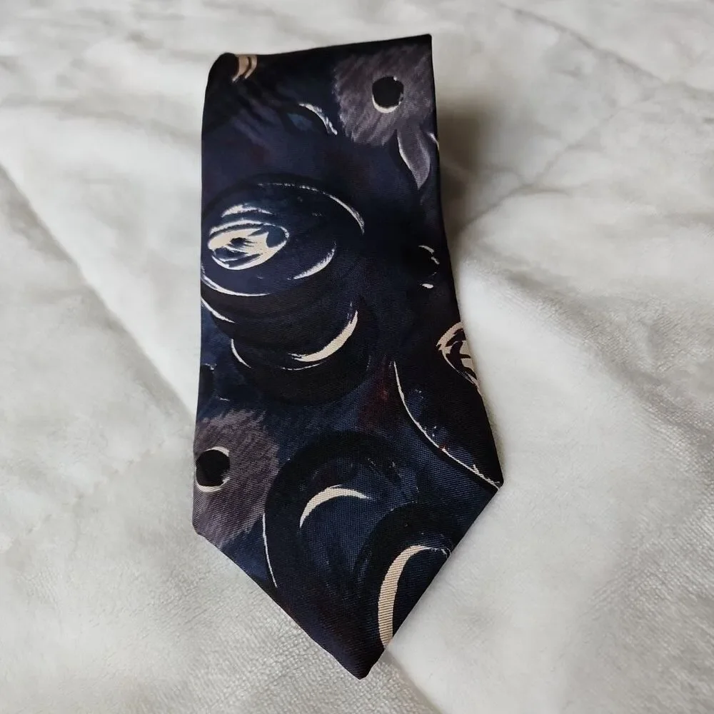 J.T. Beckett 100% Silk ‎ Modernistic/Impressionist Blue, Maroon, Grey Necktie